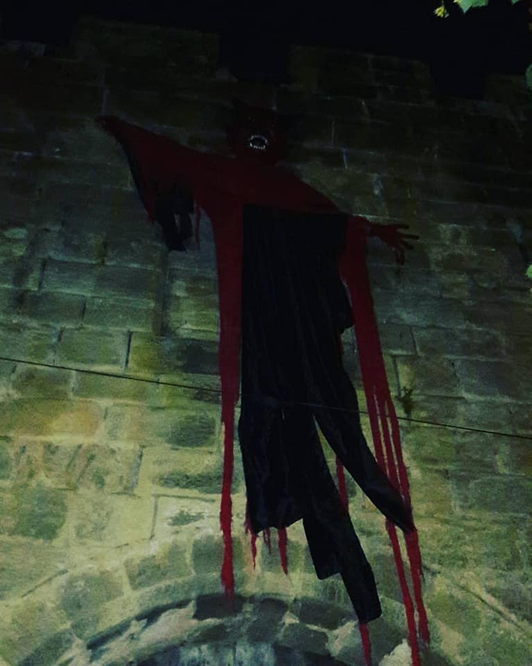 Devil Alnwick Garden Spooky Garden Walk Twilight Gardens Halloween Alnwick Castle